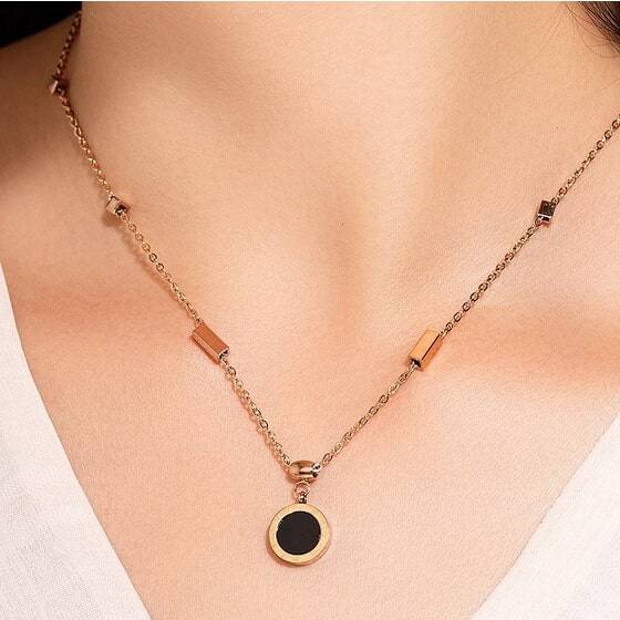 Clock Pendant Necklace Des (1) Clock Pendant Necklace