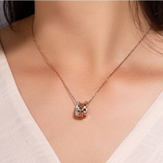 Three Ring Necklace Des (2) Three Ring Necklace