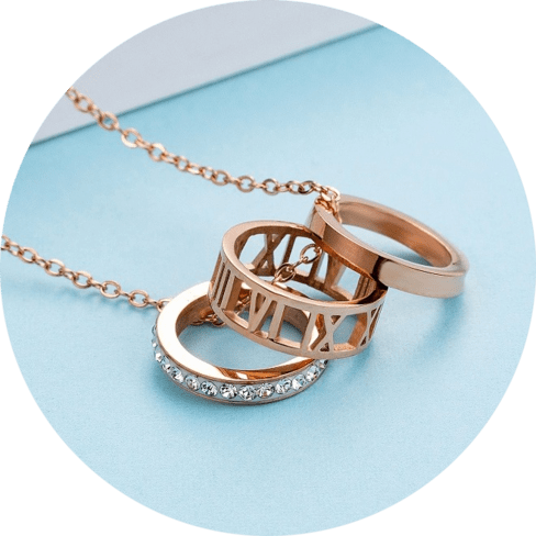 Three Ring Necklace Des (1) Three Ring Necklace